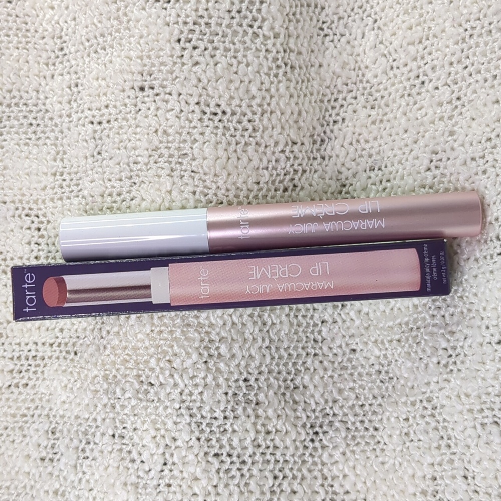 tarte maracuja juicy lip crème in Mauve, 2g/0.07oz - Picture 2 of 11